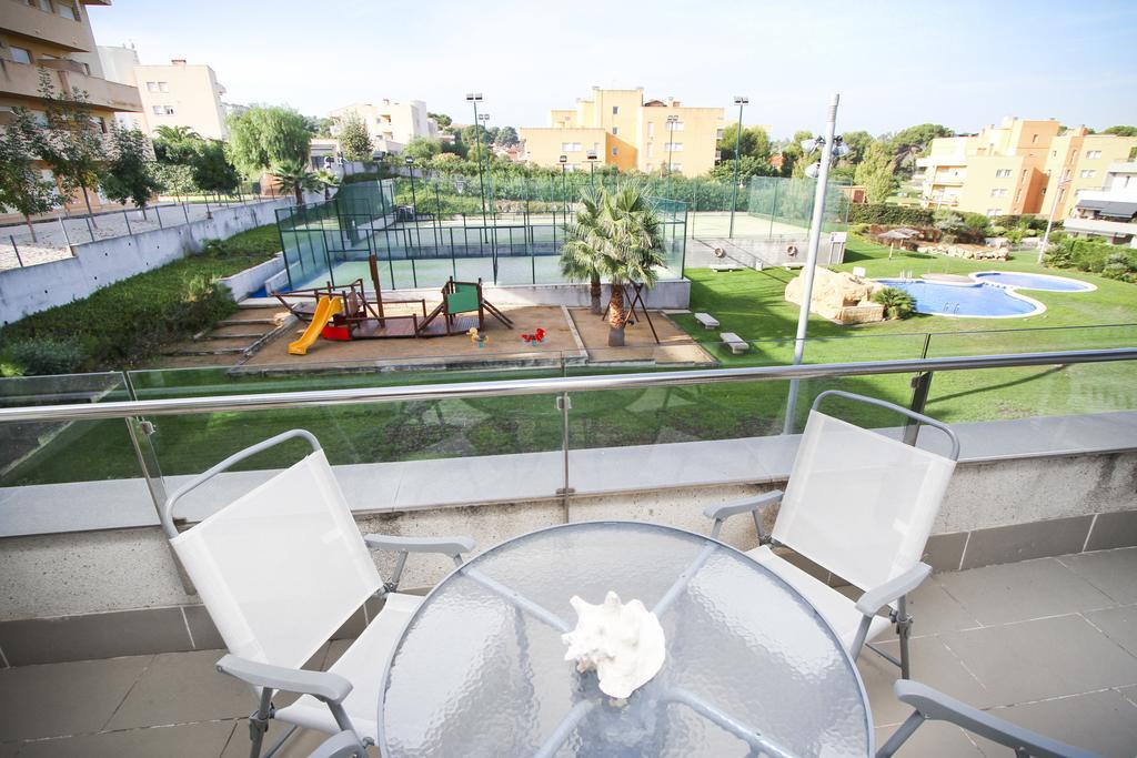 Apartamento J Tramuntana Planet Costa Dorada Salou Habitación foto