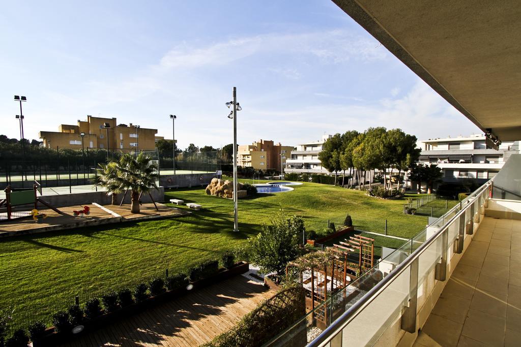 Apartamento J Tramuntana Planet Costa Dorada Salou Habitación foto