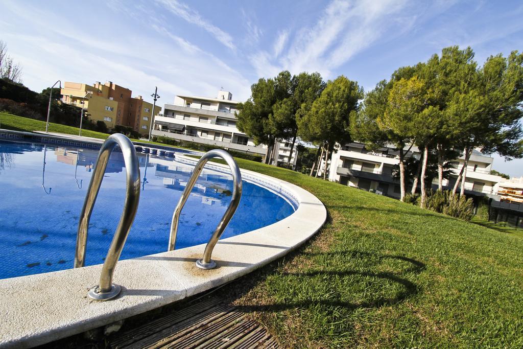 Apartamento J Tramuntana Planet Costa Dorada Salou Habitación foto